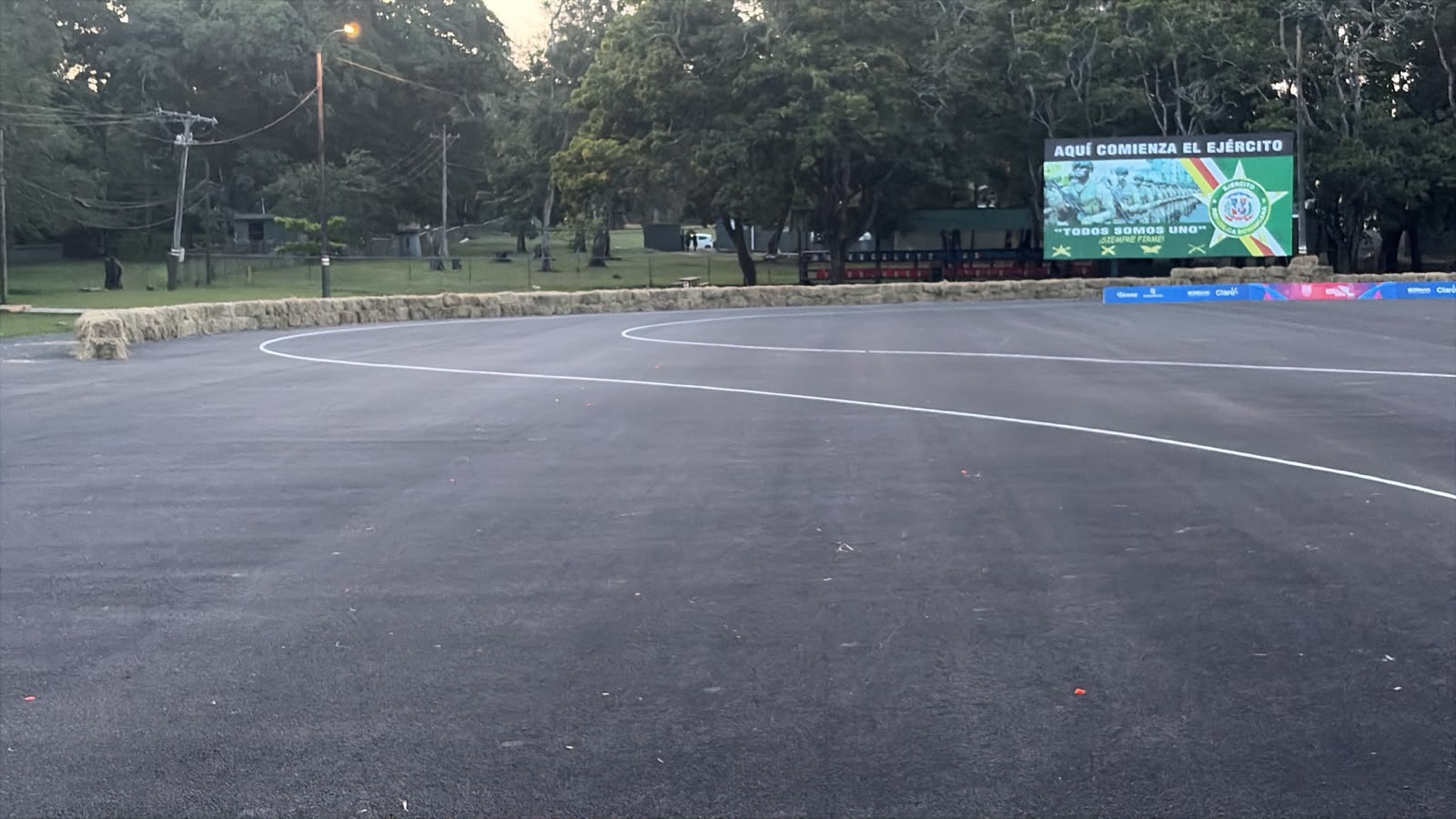 Santo Domingo enciende la fiesta centroamericana y del Caribe de la velocidad