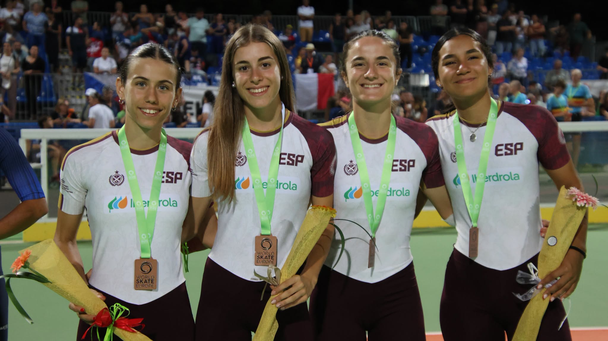 España se hace eterna en el relevo: oro, plata y bronce para cerrar la pista de Cardano — foto 4 · General